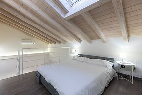 Blue Diamond Suite
