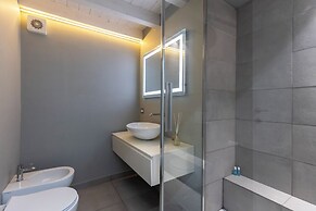 Blue Diamond Suite