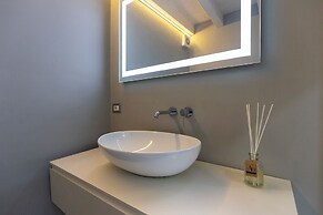 Blue Diamond Suite
