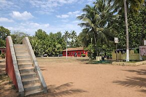 Manan's Beach Resort