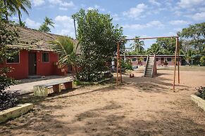 Manan's Beach Resort