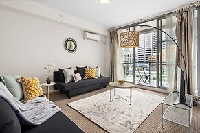 Spacious Modern Apt for 6, Next to Darling Harbour