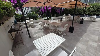 BLU HOTEL