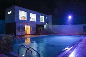 Exotic Resorts