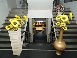 Hotel Bajaj Residency