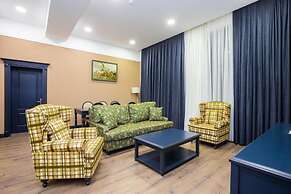 Macara Lake Park Hotel