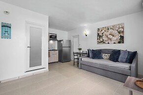 63 Bay View by Otium