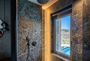 Lapis Nera Villas