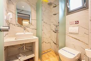 Elegant Maltepe Accommodation