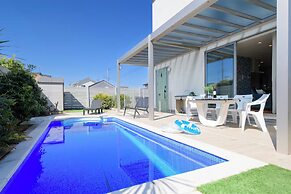 POOL VILLA Mito