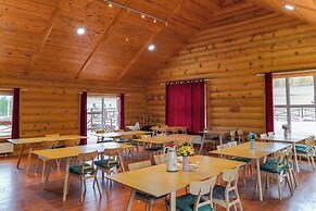 Gegeen Sugnugur Tourist camp