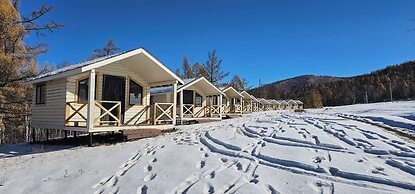Gegeen Sugnugur Tourist camp