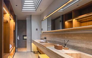 CongLinLi Wooded Homestay