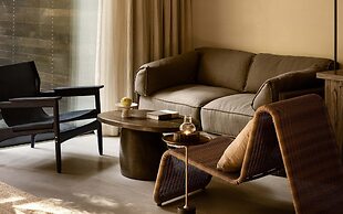CongLinLi Wooded Homestay