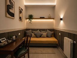 Conte Residence