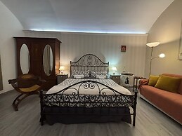 Conte Residence