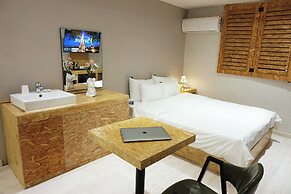 ORAGO stay hotel