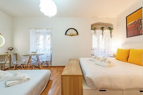 Shalimar House Navona by Ghor