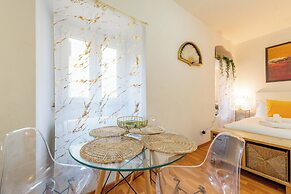 Shalimar House Navona by Ghor