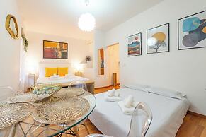 Shalimar House Navona by Ghor