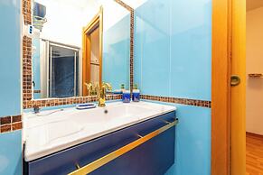 Shalimar House Navona by Ghor