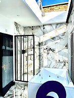 BPR Private Hot-tubs and rooms