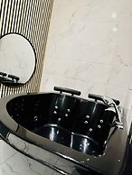 BPR Private Hot-tubs and rooms