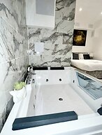 BPR Private Hot-tubs and rooms