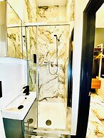 BPR Private Hot-tubs and rooms