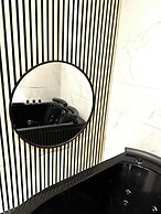 BPR Private Hot-tubs and rooms