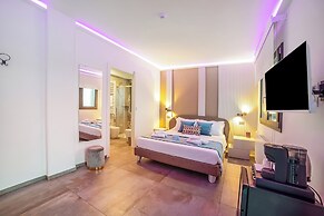 7br Luxury Villa - Pool, Garden & Parking