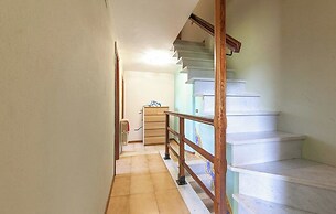 Casa Iris Holiday Home with Pool