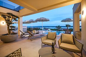 Luxury Villa Nuova With Heated Pool