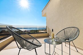 Luxury Villa Nuova With Heated Pool