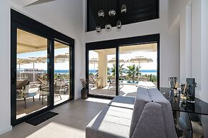 Luxury Villa Nuova With Heated Pool