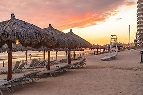 Las Palomas 2BR 2BA Ocean View Penthouse