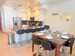 Las Palomas 2BR 2BA Ocean View Penthouse