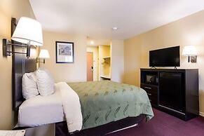 Urban Inn & Suites
