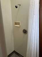 Charlies Motor Lodge