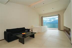 Guiyue Mountain Seaview Hotel