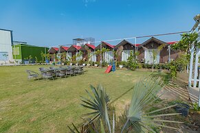 Chandrika Greens Resort Near Prem Mandir