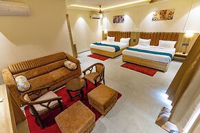 Chandrika Greens Resort Near Prem Mandir