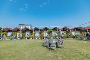 Chandrika Greens Resort Near Prem Mandir