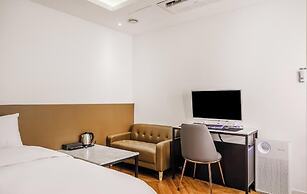 Pyeongtaek Hotel De Salon