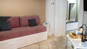 Scugnizzo Apartment