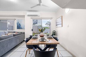 Zen Dockside Point Marina View - Patio - Parking