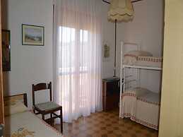 Comfortable Family Flat Near Ponente Beach