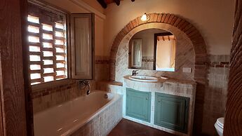 Borgo di Erboli