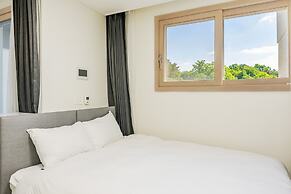 Yangyang Oceanstay 24K