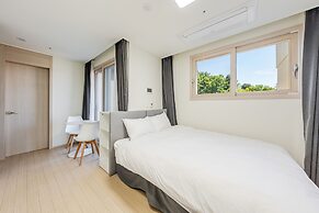 Yangyang Oceanstay 24K